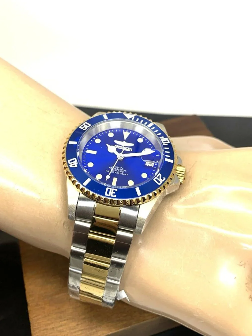 Invicta Men's Watch 28662 Pro Diver Automatic Blue Dial Two Tone Steel 40mm